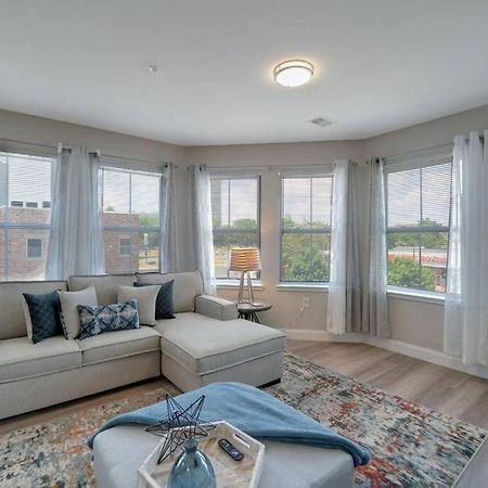 Beautiful 2Br Apt/Ewr Airport/King /Free Parking Newark Eksteriør bilde